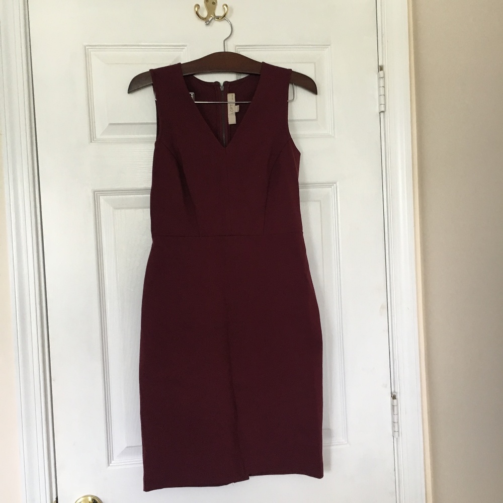 LOFT Burgundy Cabernet Sheath Dress V Neck 00p